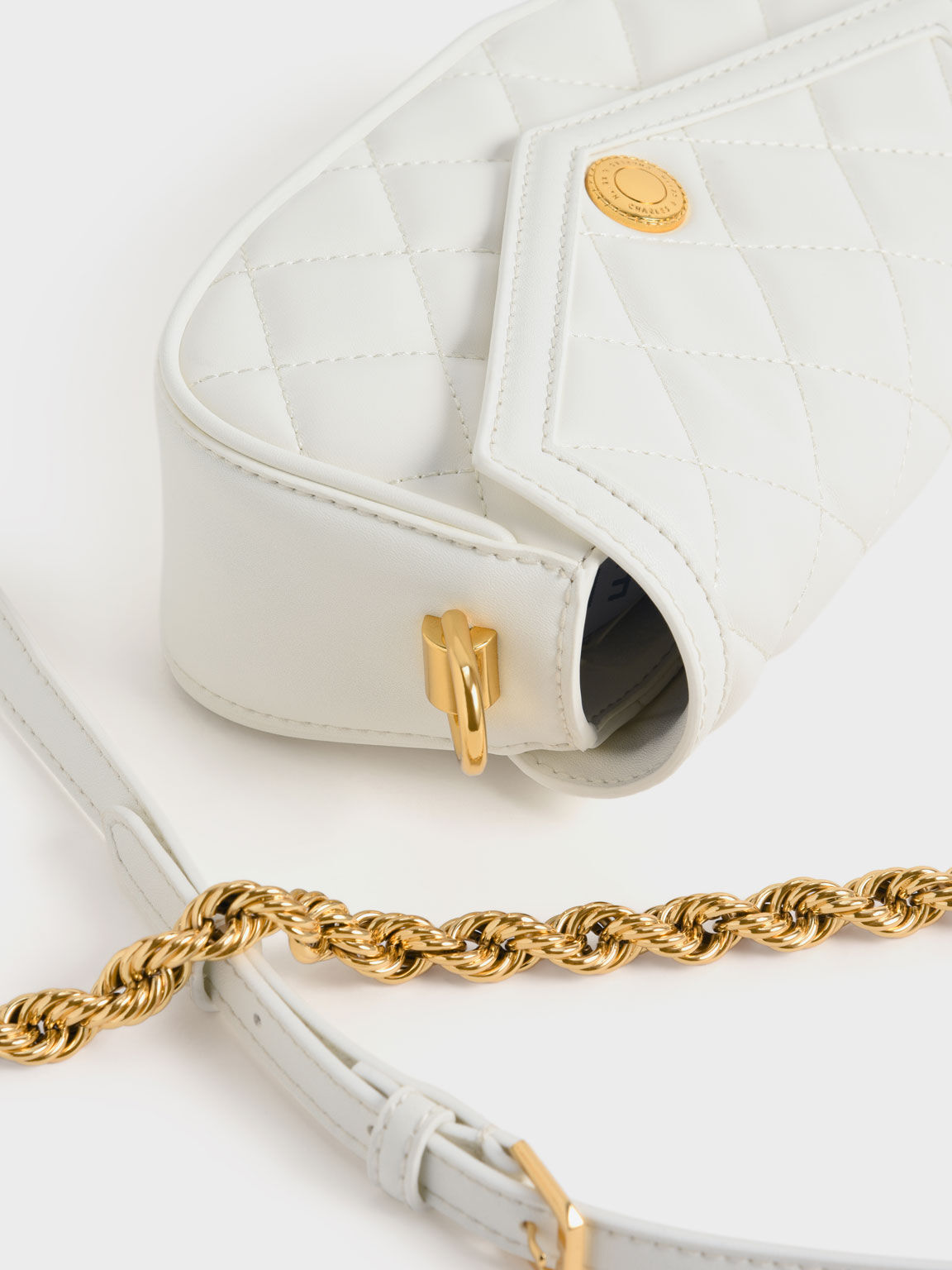 Este Chain Handle Bag - White