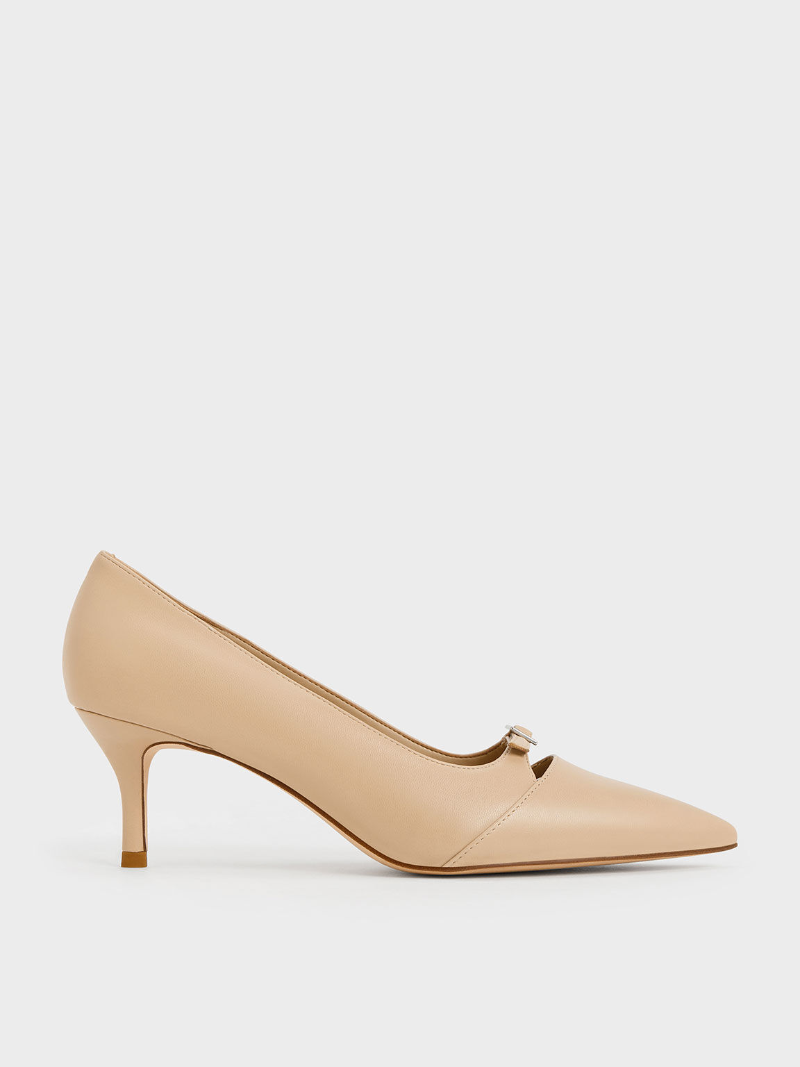 Buckle court deals shoes