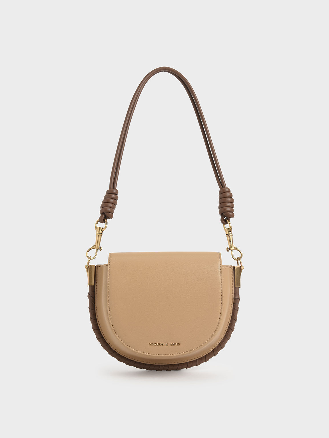 Charles and Keith : 滾邊馬鞍包