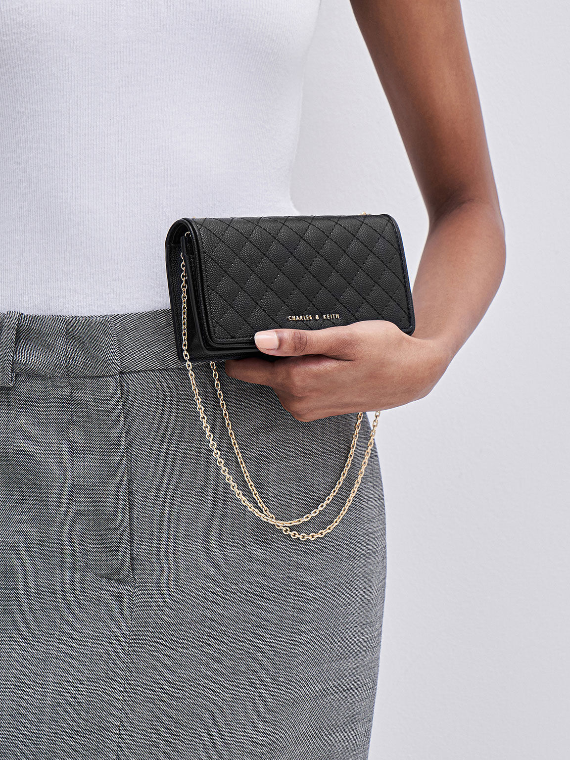 Pouch charles and keith clearance