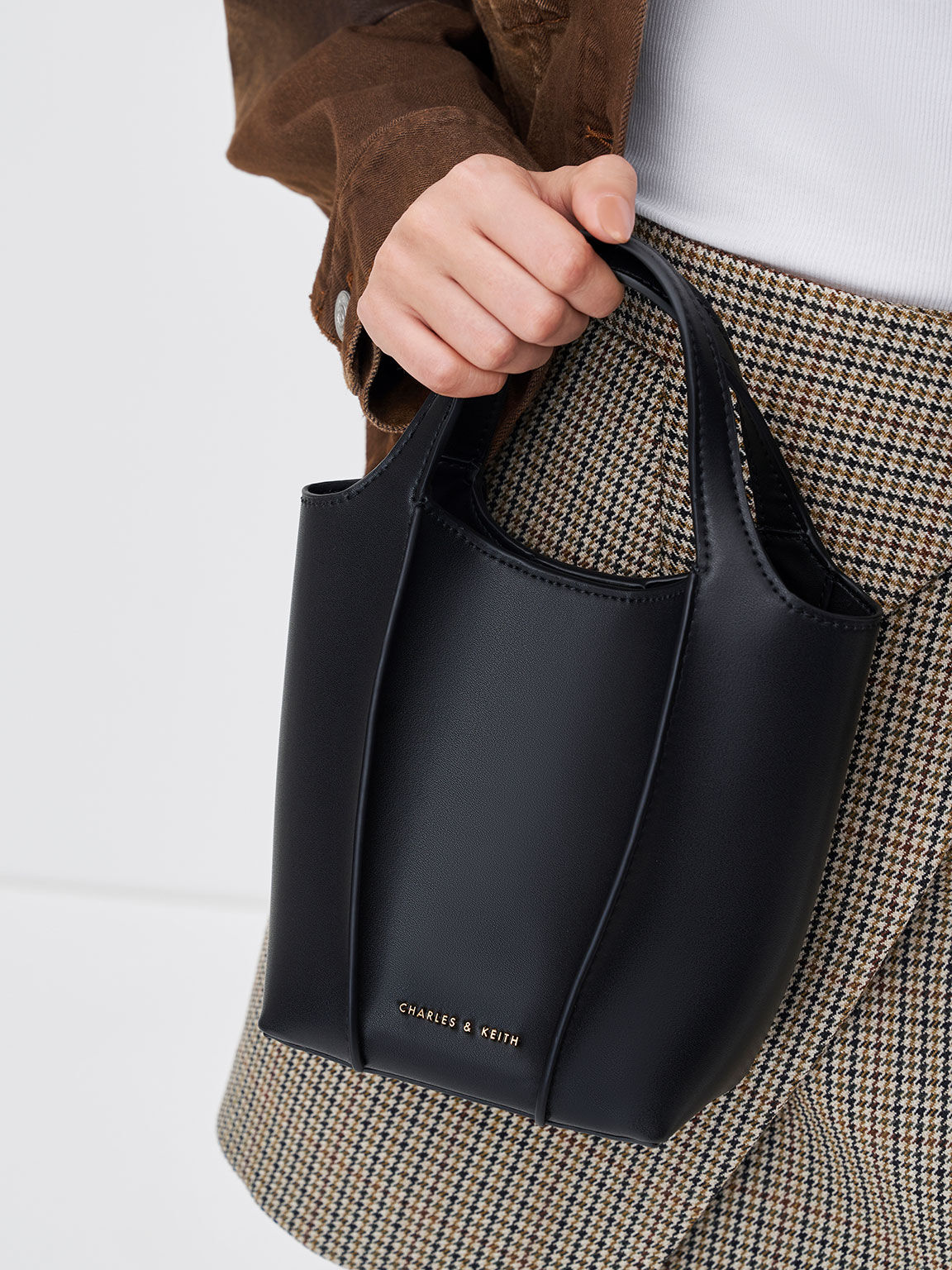 Black Arlys Tote Bag - CHARLES & KEITH US