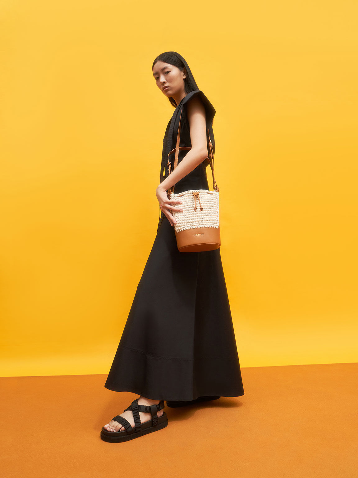 Crochet Drawstring Bucket Bag, Cognac, hi-res
