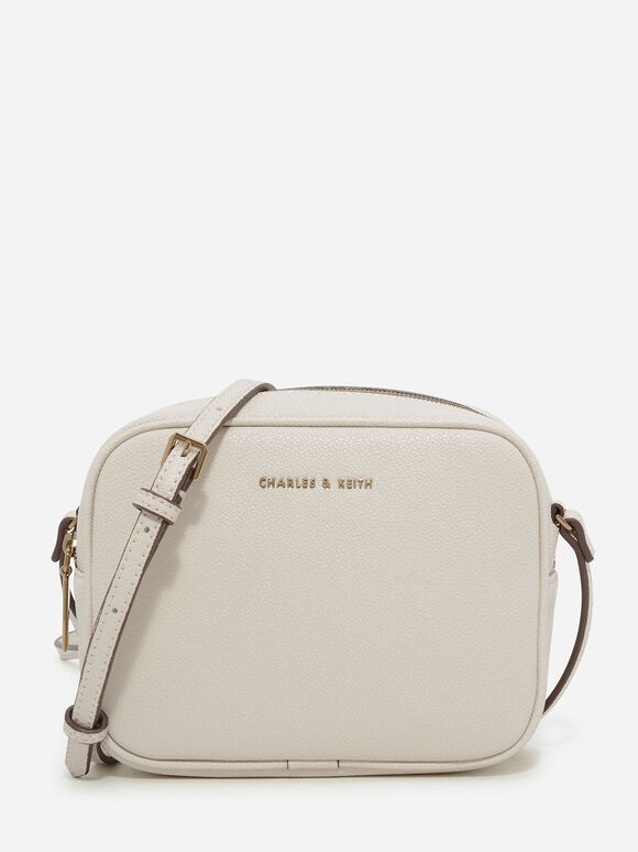 Shop Women S Crossbody Bags Mini Bags Exclusive Styles Charles Keith In