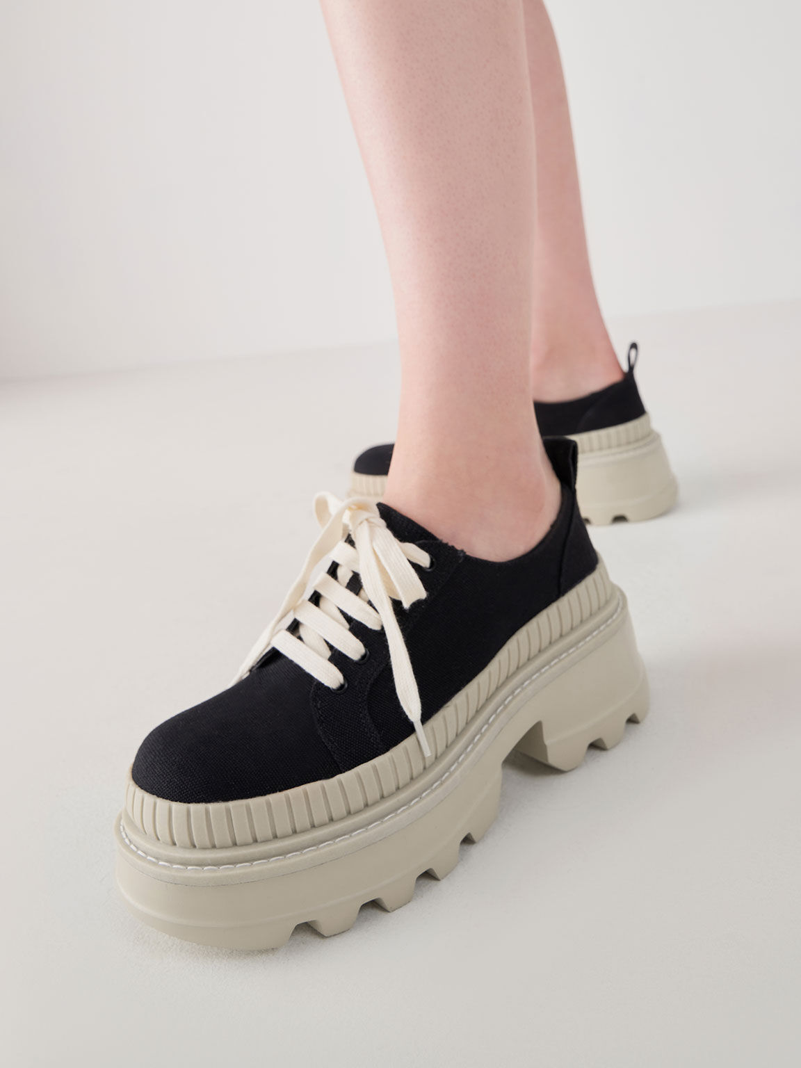 Canvas Low-Top Chunky Sneakers, Black, hi-res