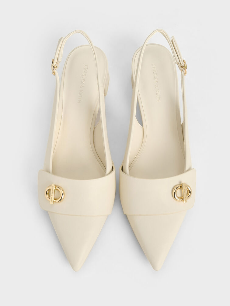 Tacones destalonados con punta afilada y acento metálico, Blanco tiza, hi-res