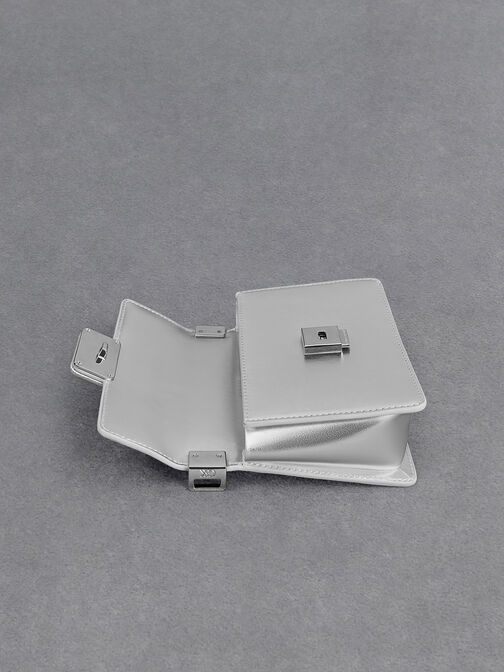 Bolso estructurado rectangular de cuero metalizado, Plateado, hi-res