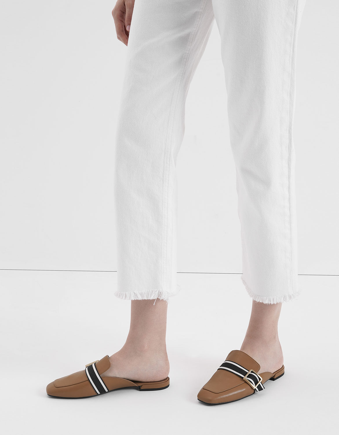 camel mules flat