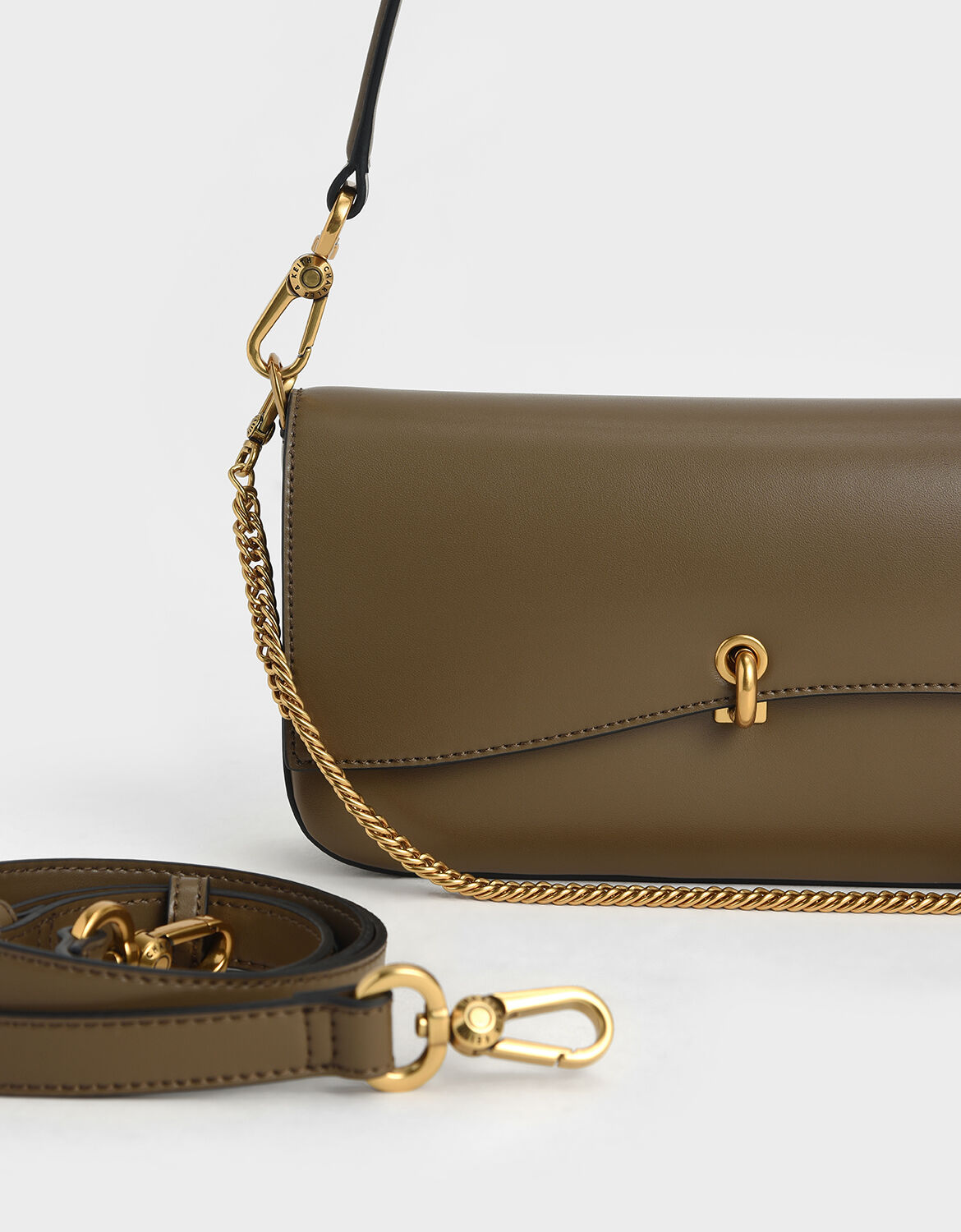 Chain detail turn lock bag Outlet