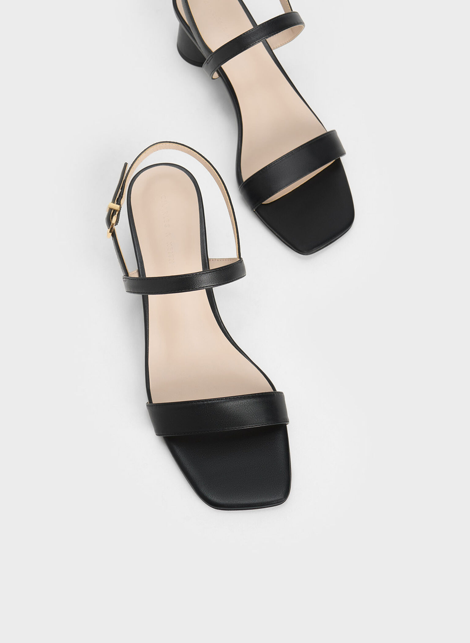 Sandalias con correa trasera y tacón cilíndrico, Negro, hi-res