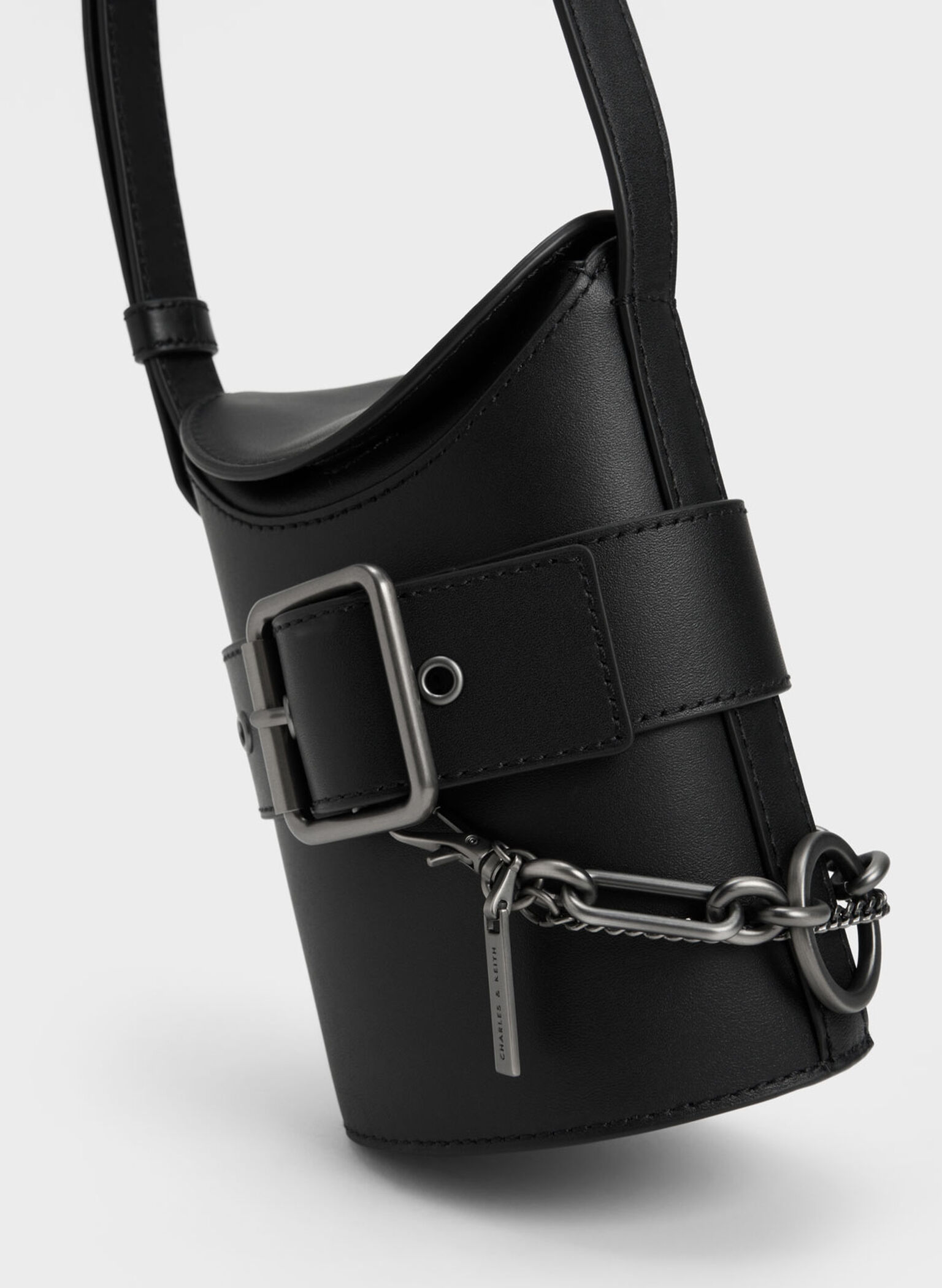 Jules Leather Belted Bucket Bag, Black, hi-res