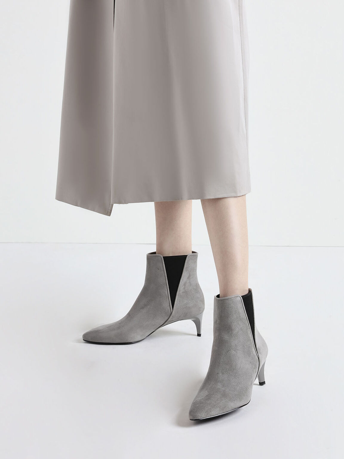 Kitten Heel Textured Chelsea Boots, Grey, hi-res
