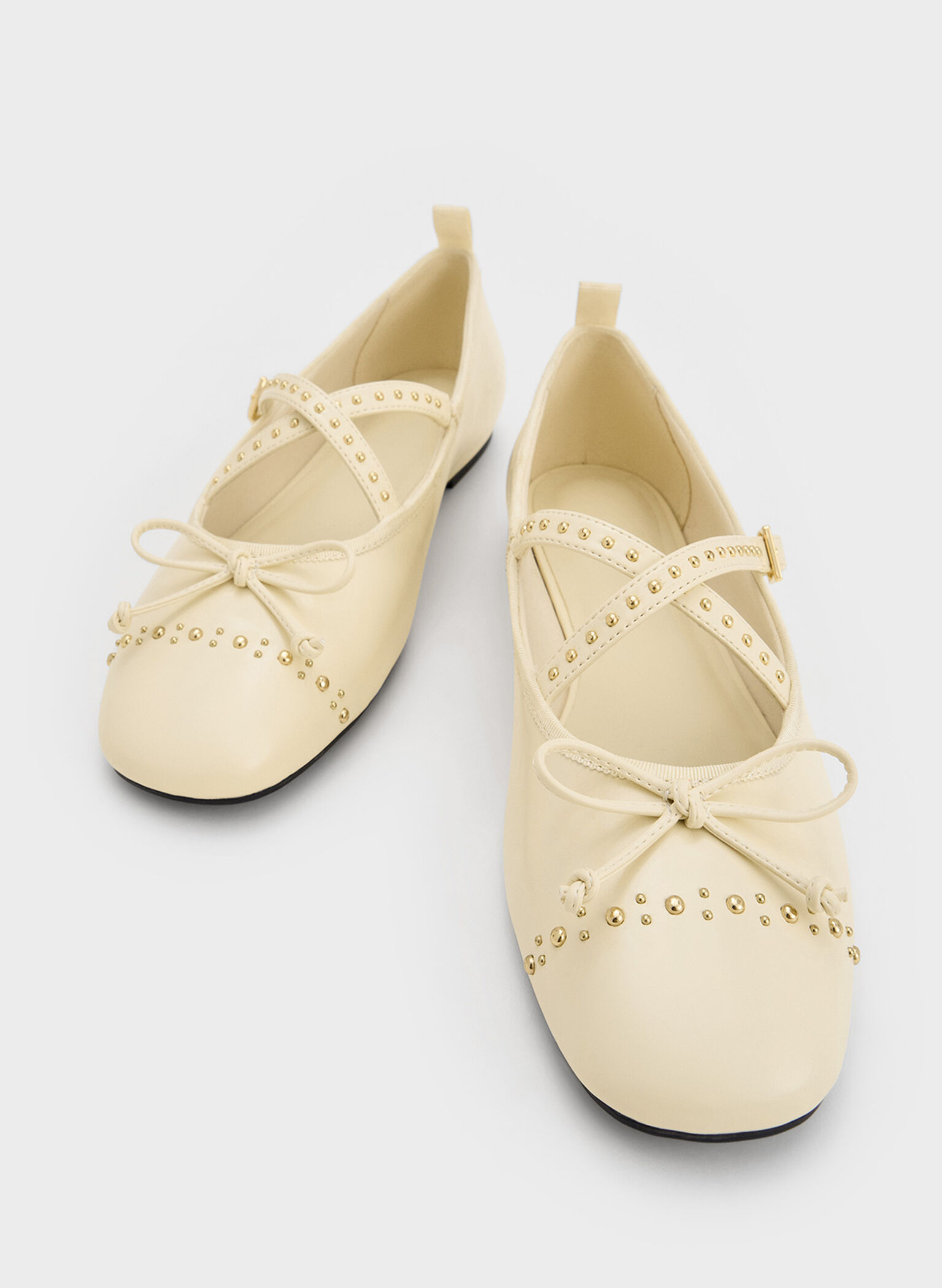 Bailarinas de tiras cruzadas con tachuelas, Blanco tiza, hi-res