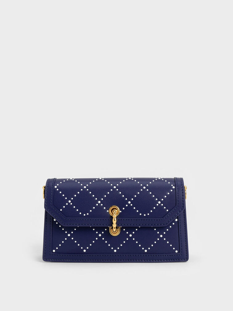 Louis Vuitton // Spring 2009 Runway Gold Monogram Quilted Pouch