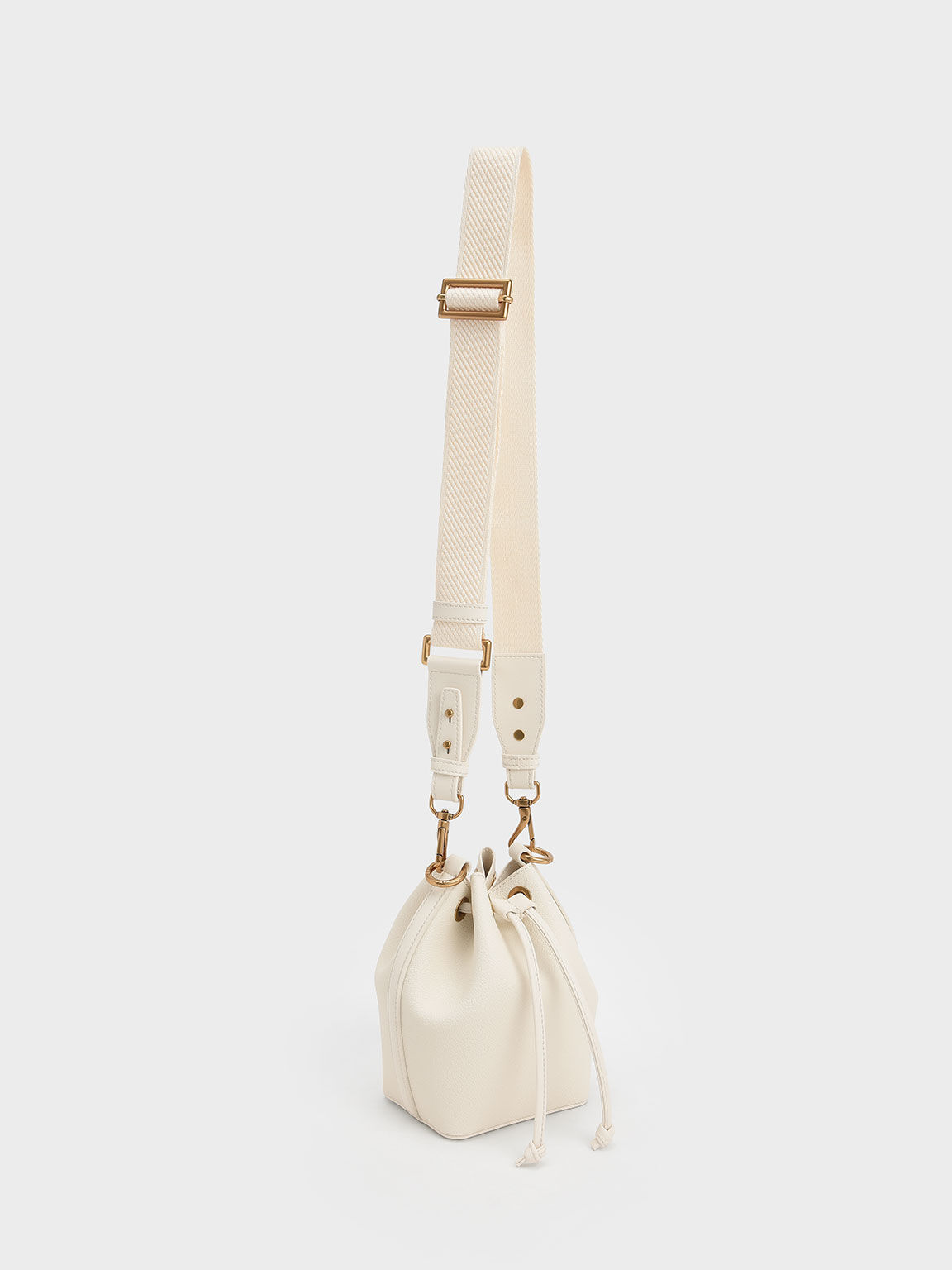 Marlowe Chain-Handle Drawstring Bucket Bag, Cream, hi-res