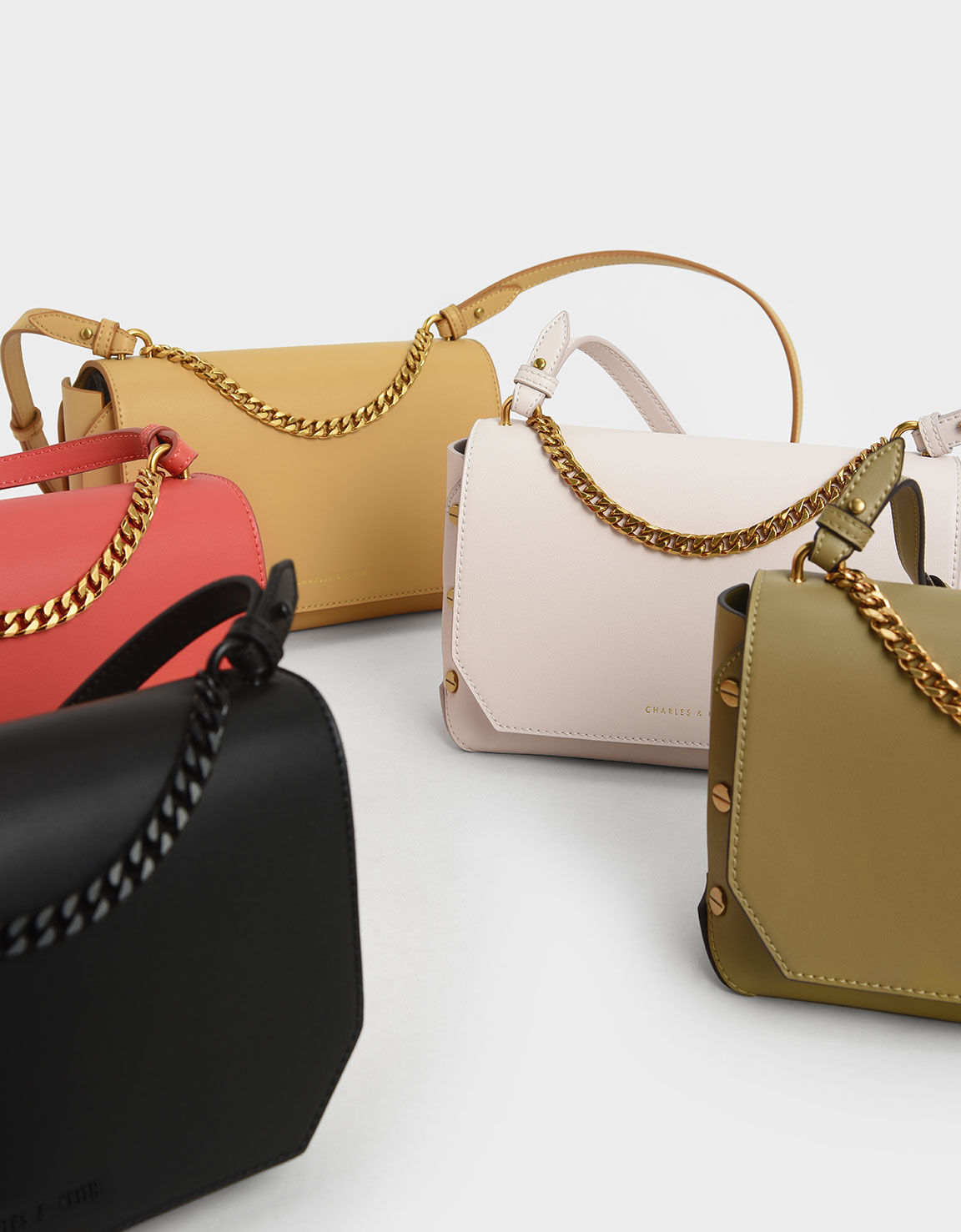 Charles and keith on sale chain sling bag