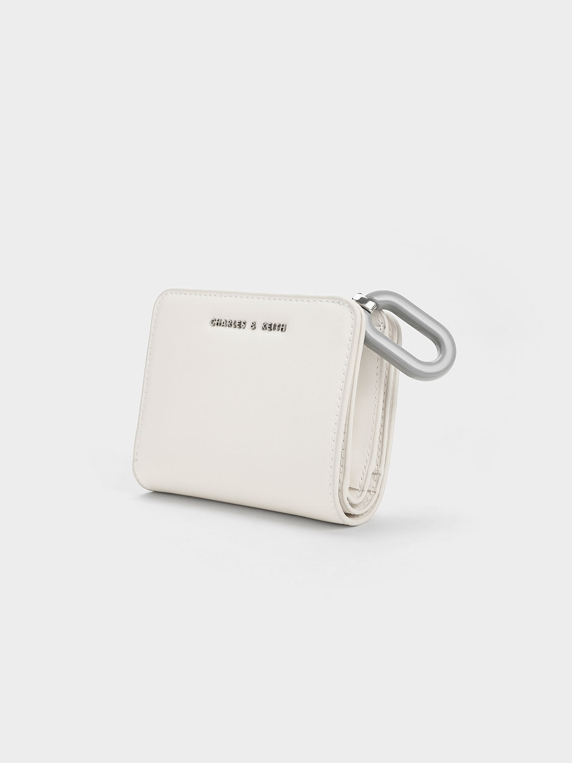 Oval Keychain Zip Wallet Cream