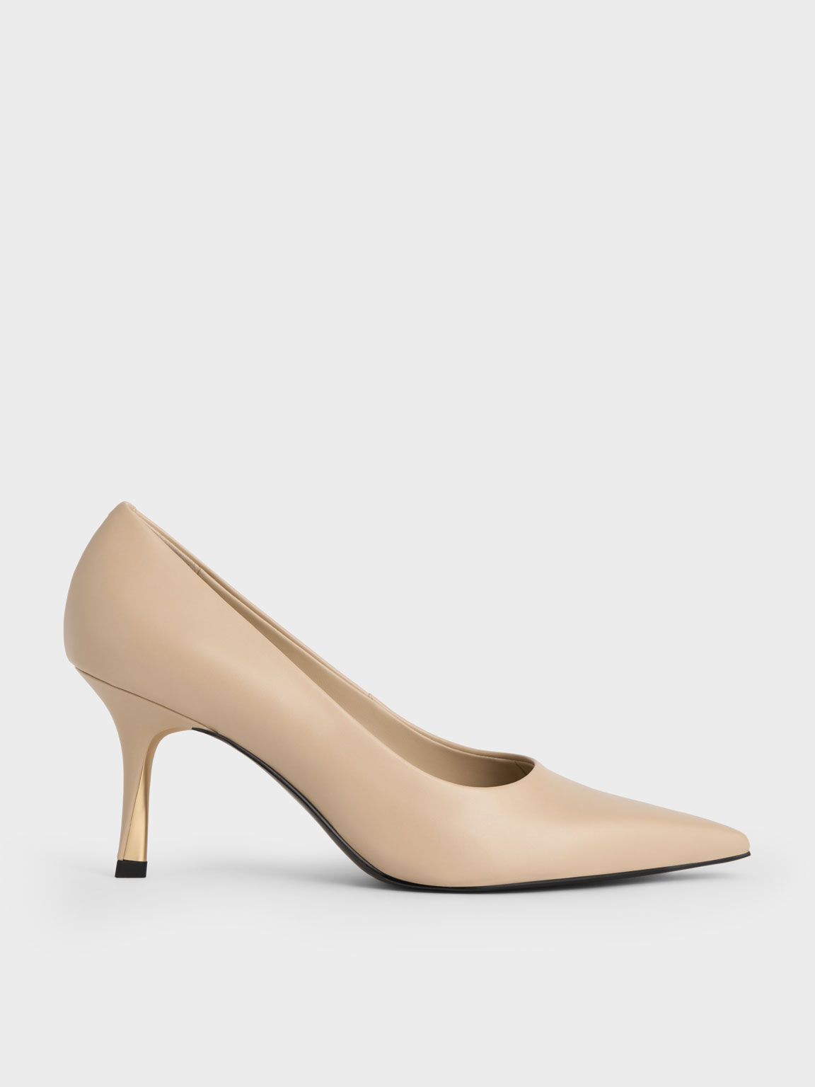 Beige heels pointed toe