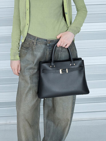 Bolso tote trapezoidal Voyager de cuero, Negro, hi-res