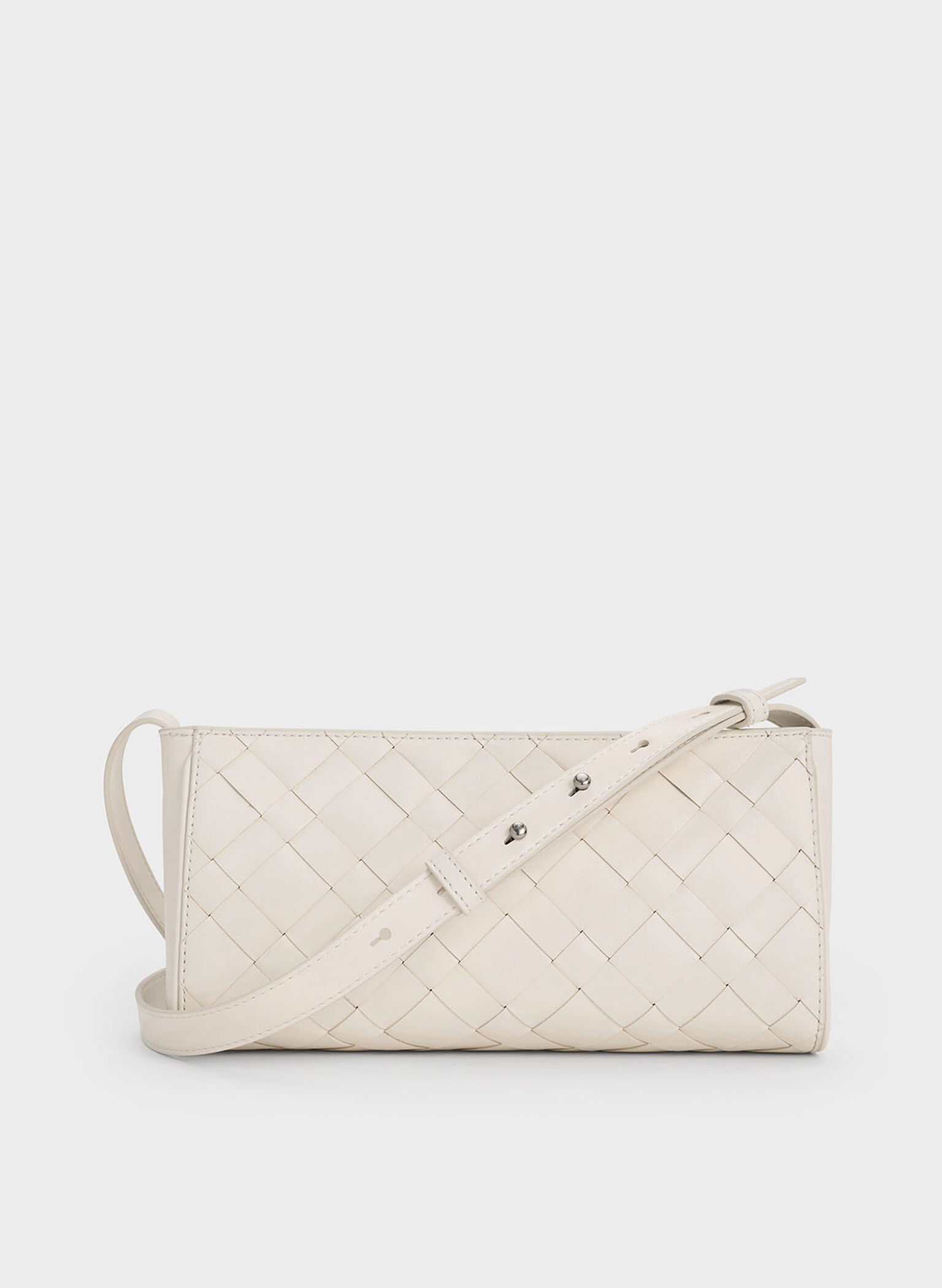 Bolso de hombro entrelazado alargado Ivette, Crema, hi-res
