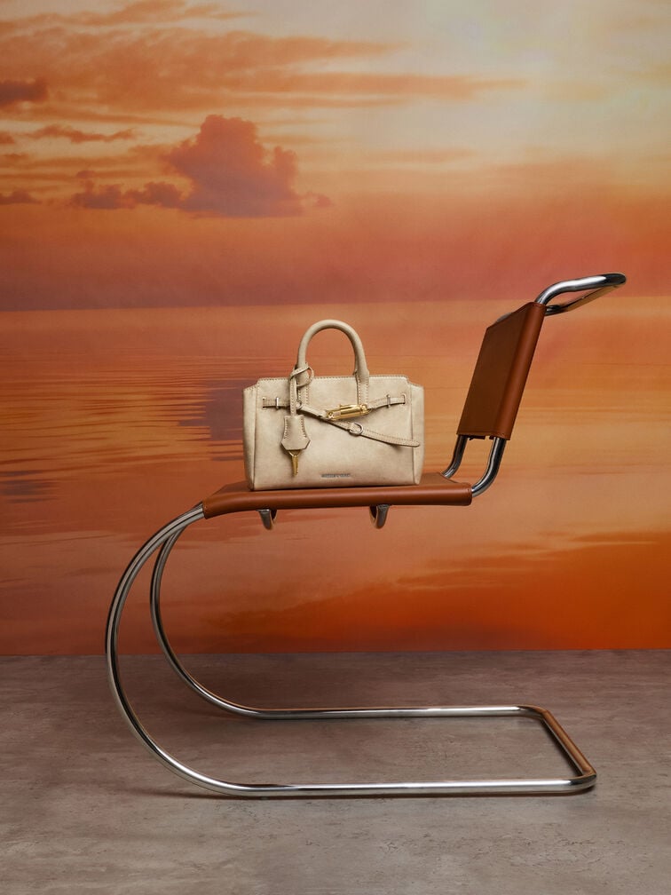 Bolso tote peque&ntilde;o Delfina con cintur&oacute;n, Arena, hi-res