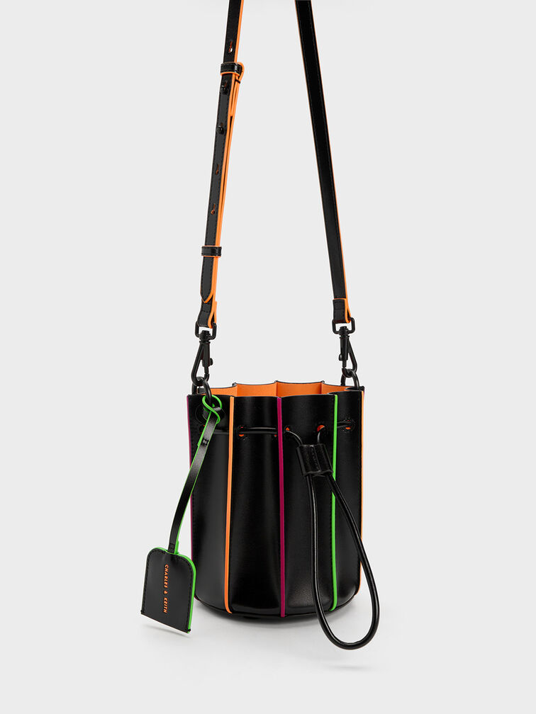Black Clove Top Handle Bucket Bag - CHARLES & KEITH US