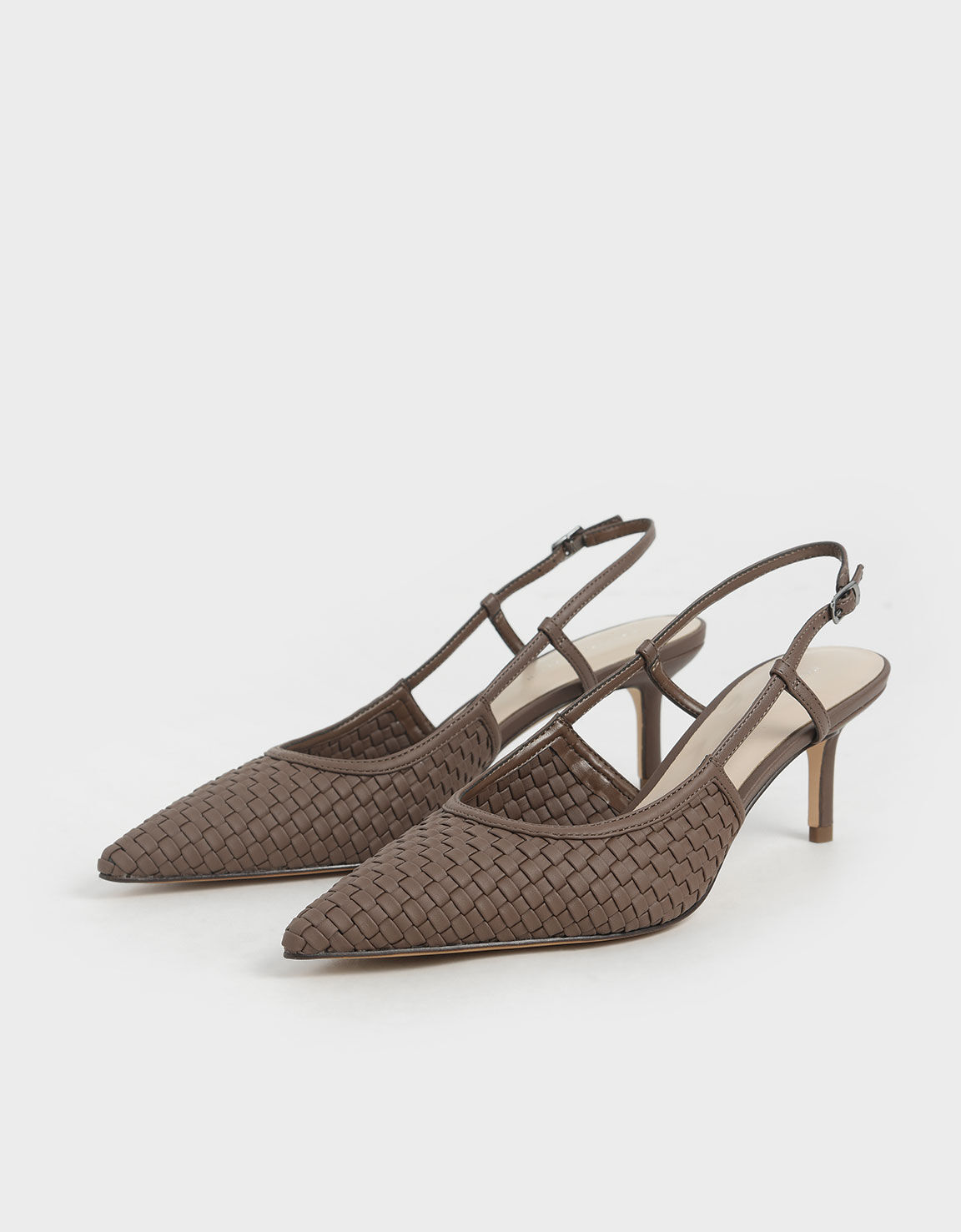 Brown pumps deals size 8
