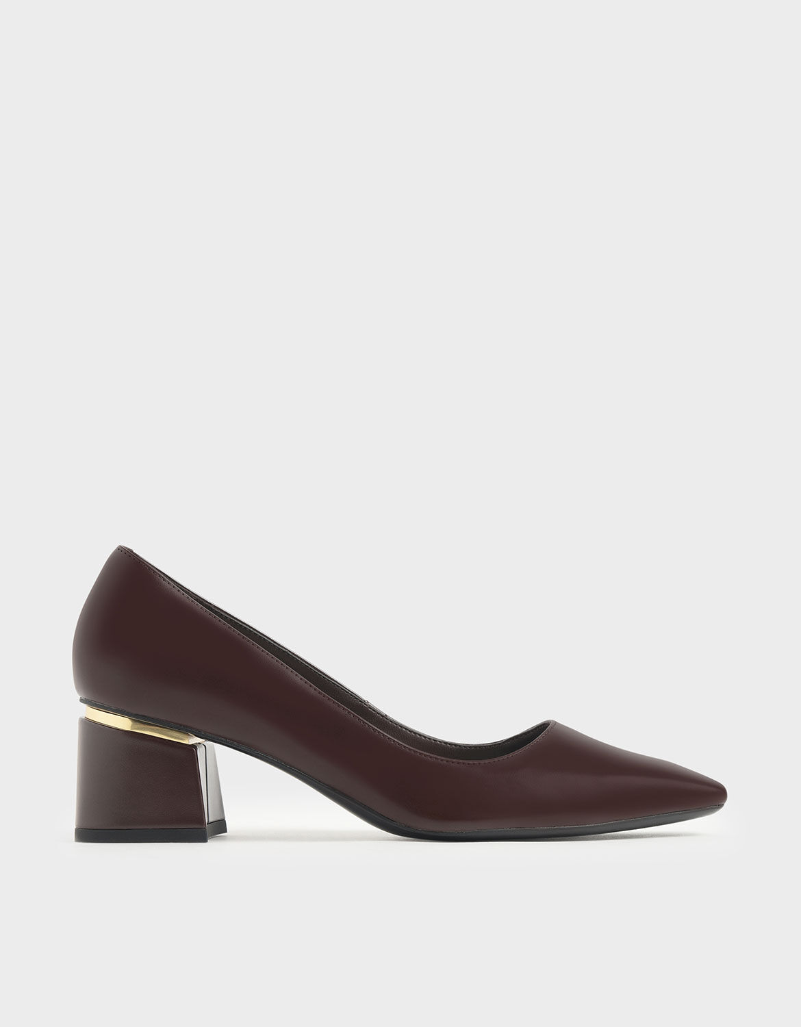 Brown pumps block heel