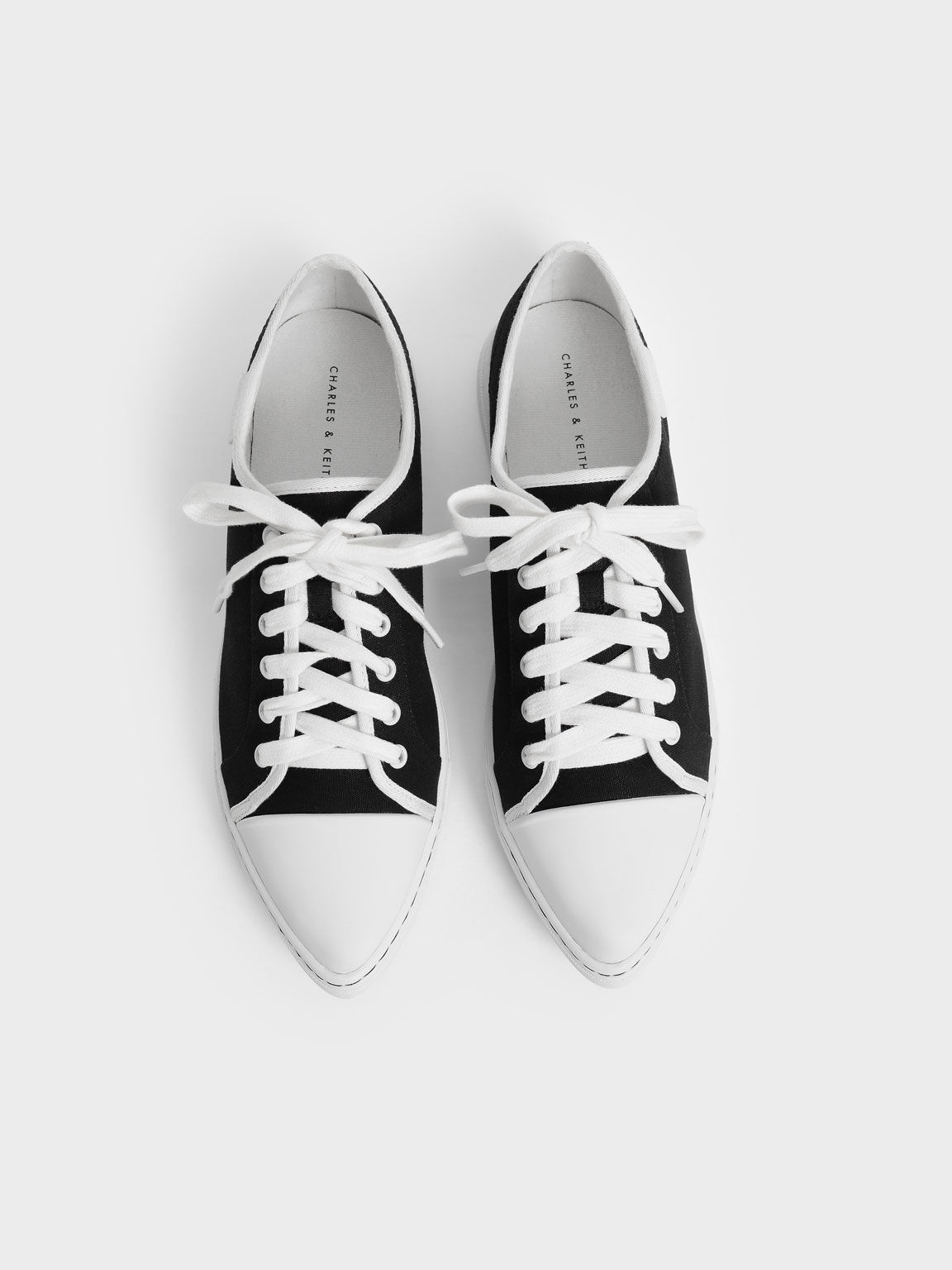 Pointed toe tennis shoes clearance