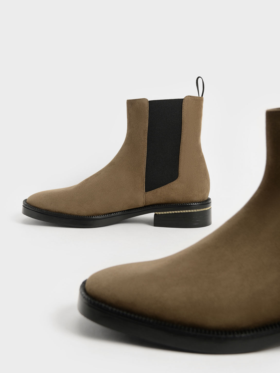 Chain-Trim Heel Textured Chelsea Boots, Olive, hi-res