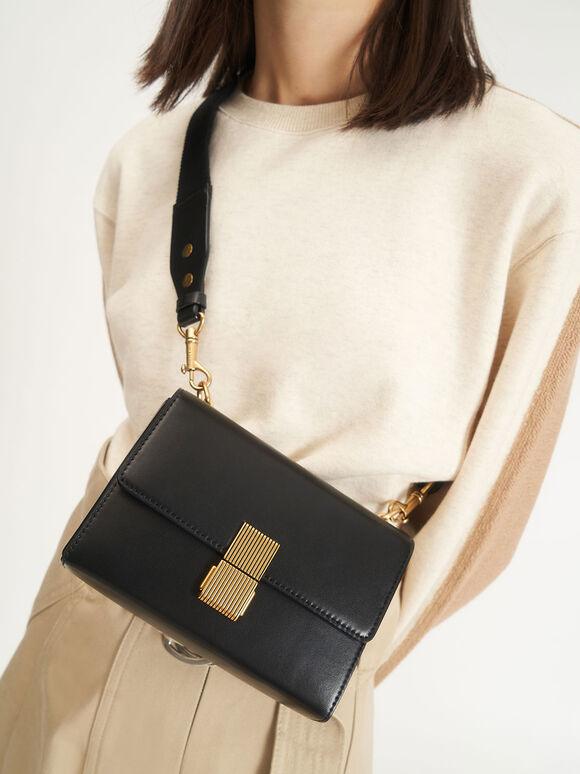 Shop Women's Crossbody Bags Online - CHARLES & KEITH MY
