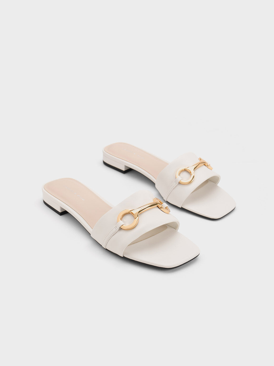 金屬釦飾拖鞋, 白色, hi-res