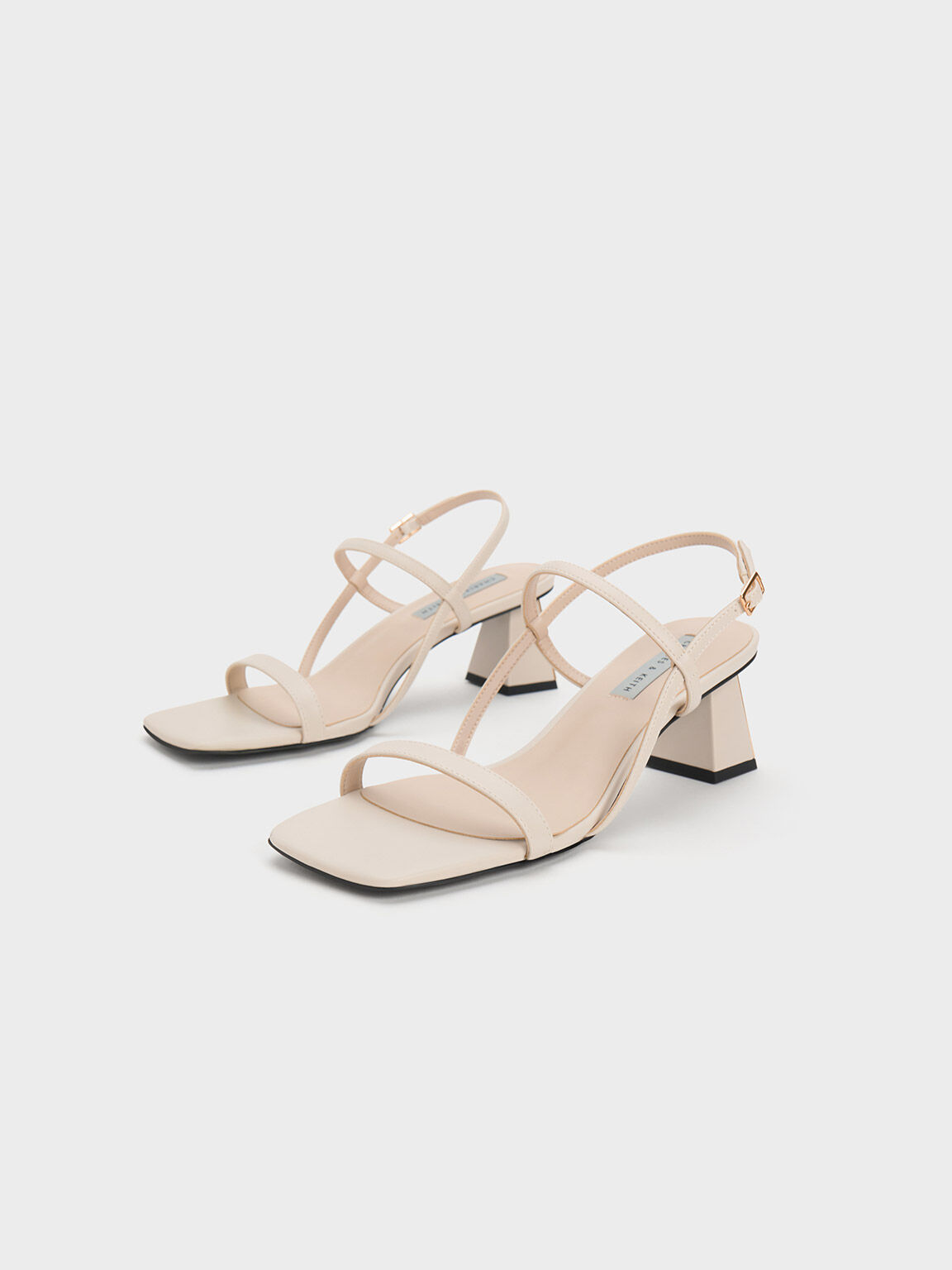 Open toe hot sale strappy sandals