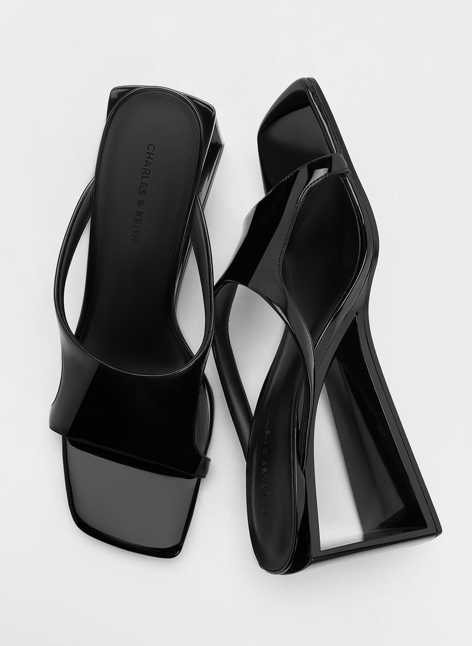Mules Xeli con tacón triangular, Negro pulido, hi-res