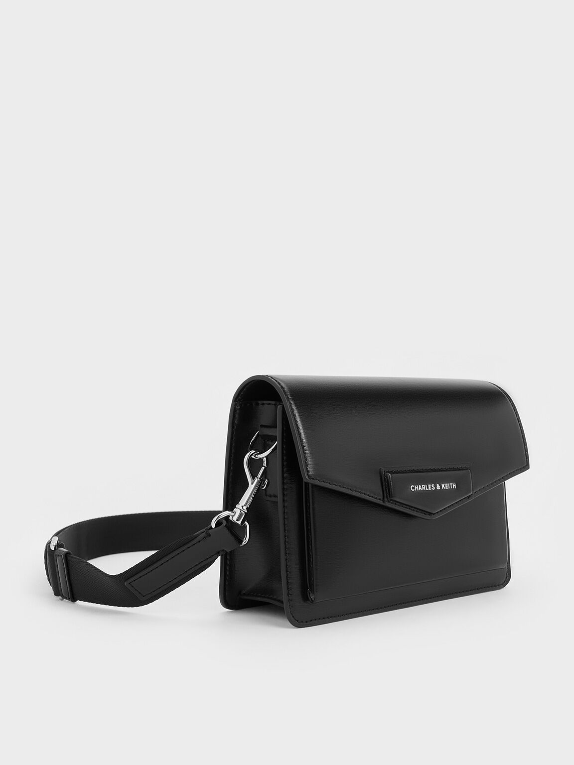 Charles and keith envelope satchel deals