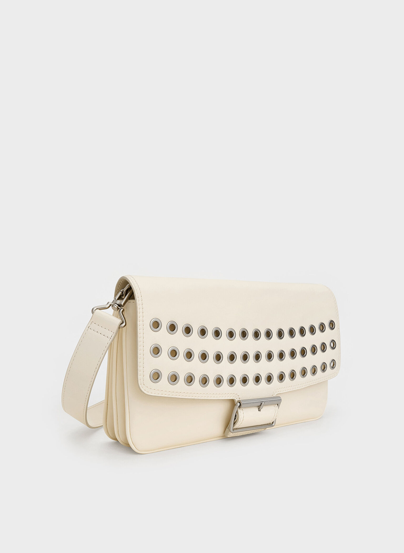 Bolso Liv con asa de cadena y ojales, Crema, hi-res