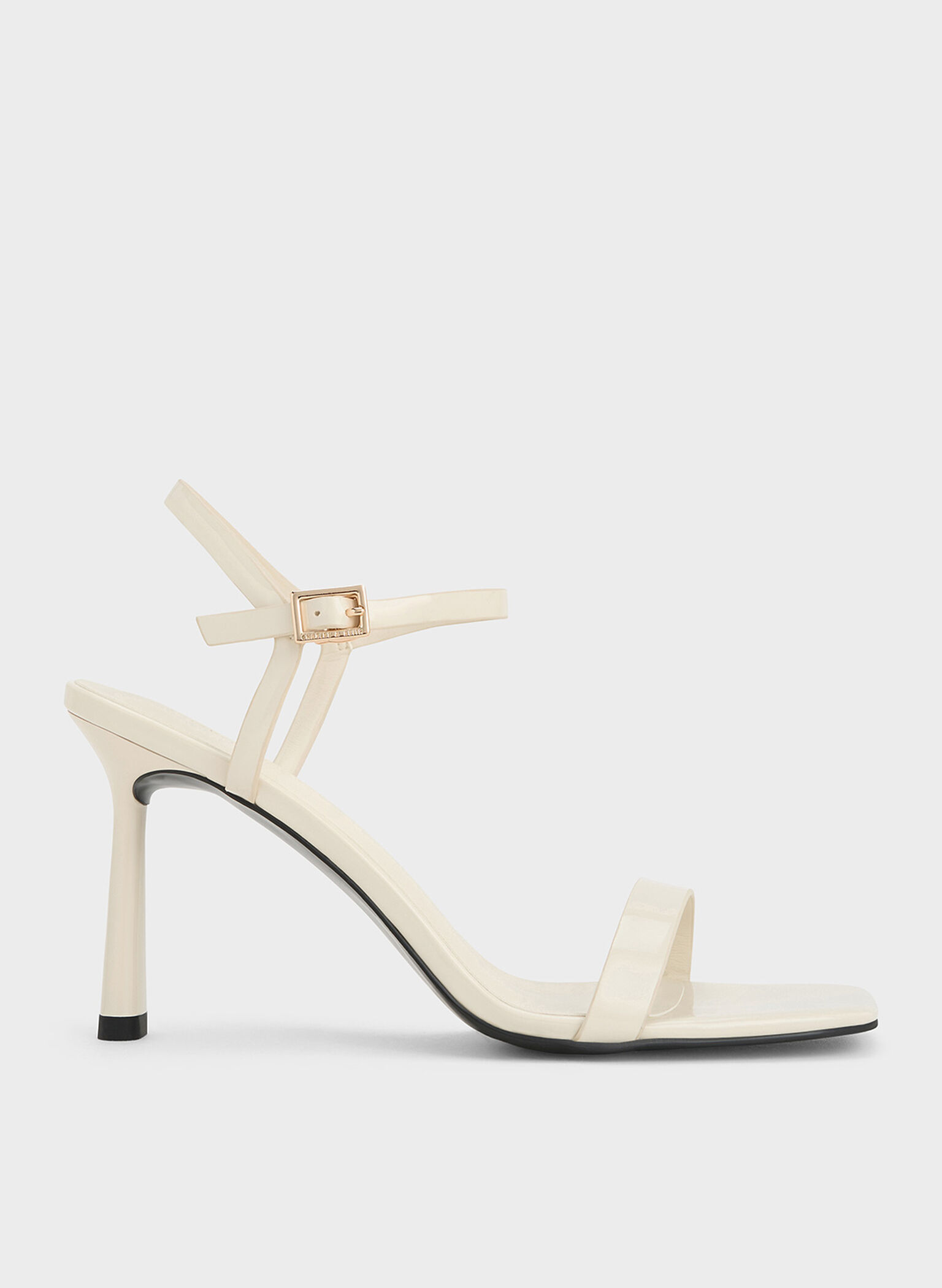 Sandalias de tacón tipo pulsera con punta cuadrada de charol, Blanco tiza, hi-res