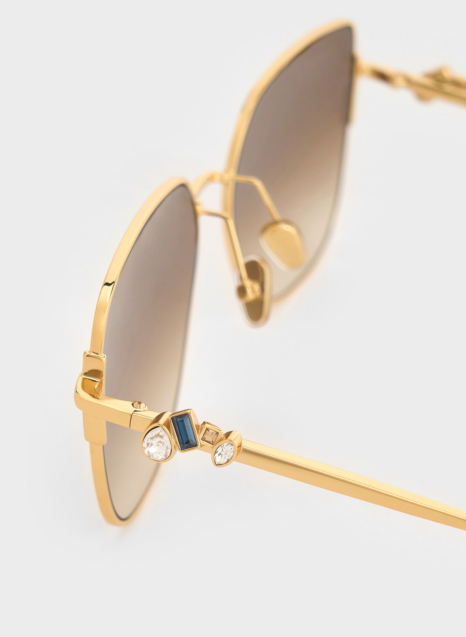 Gafas de sol con montura de metal y diseño de mariposa con cristales, Dorado, hi-res