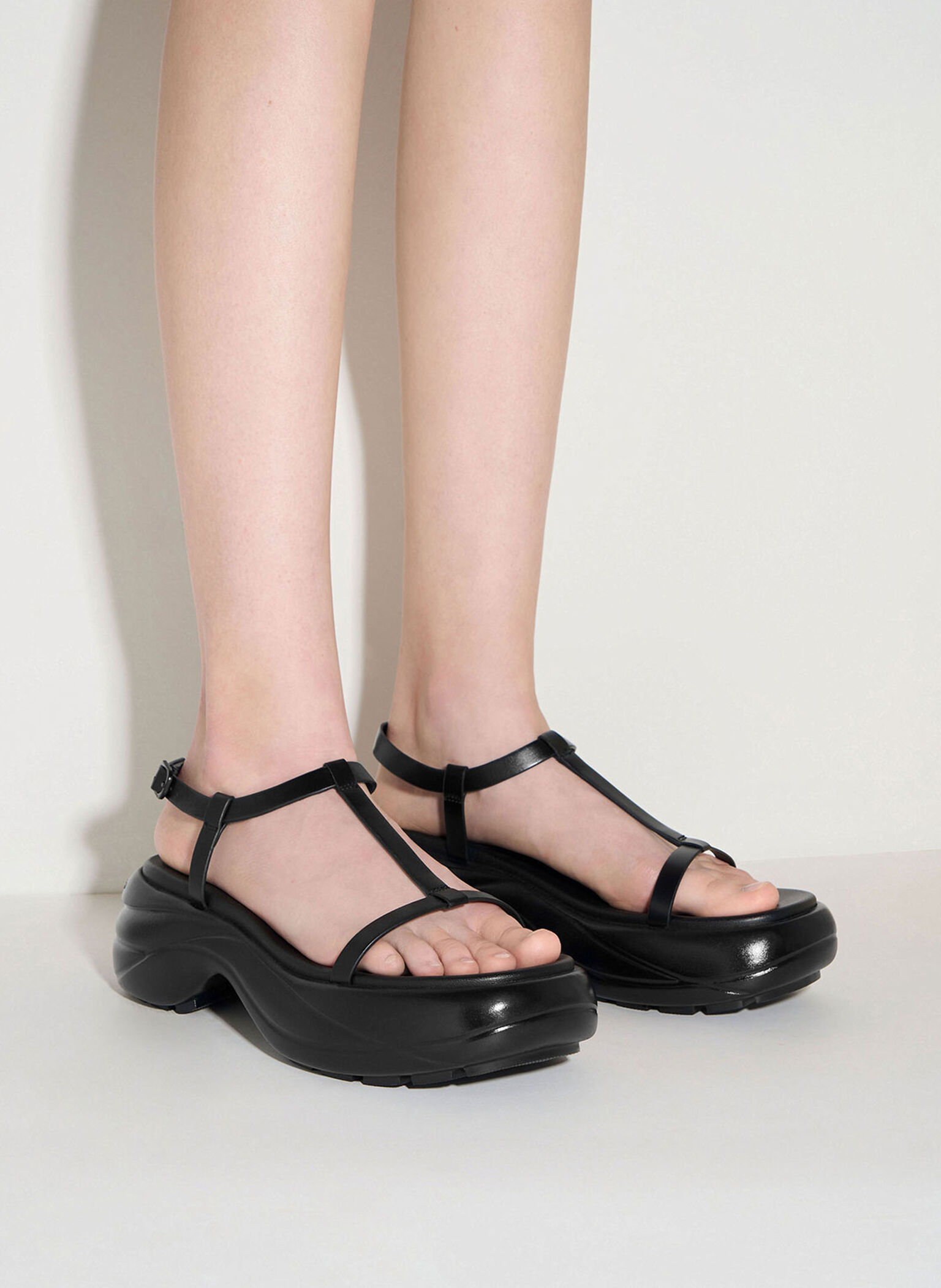 T-Bar Curved Platform Sports Sandals, Black, hi-res