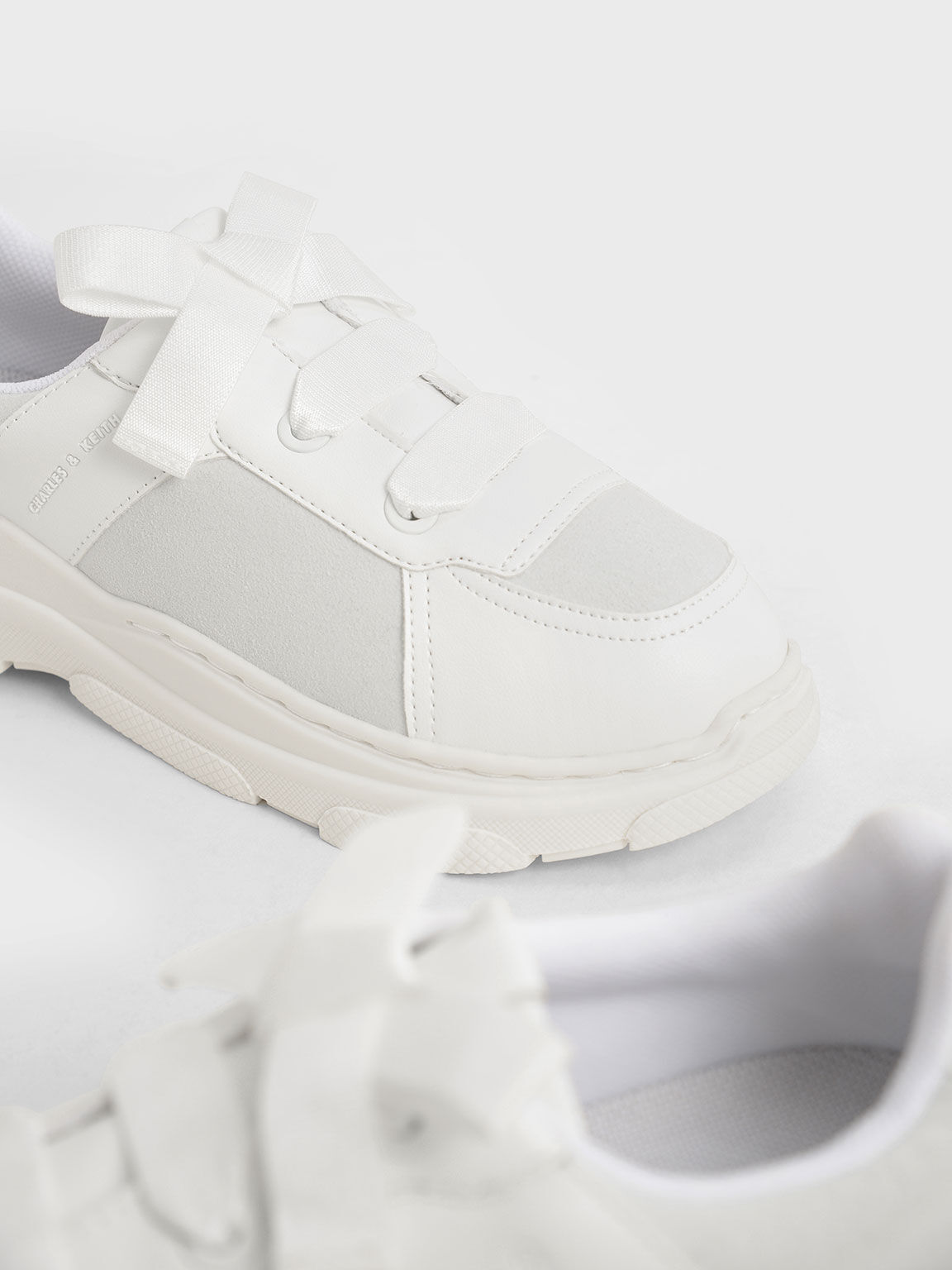Girls' Bow-Tie Sneakers, White, hi-res