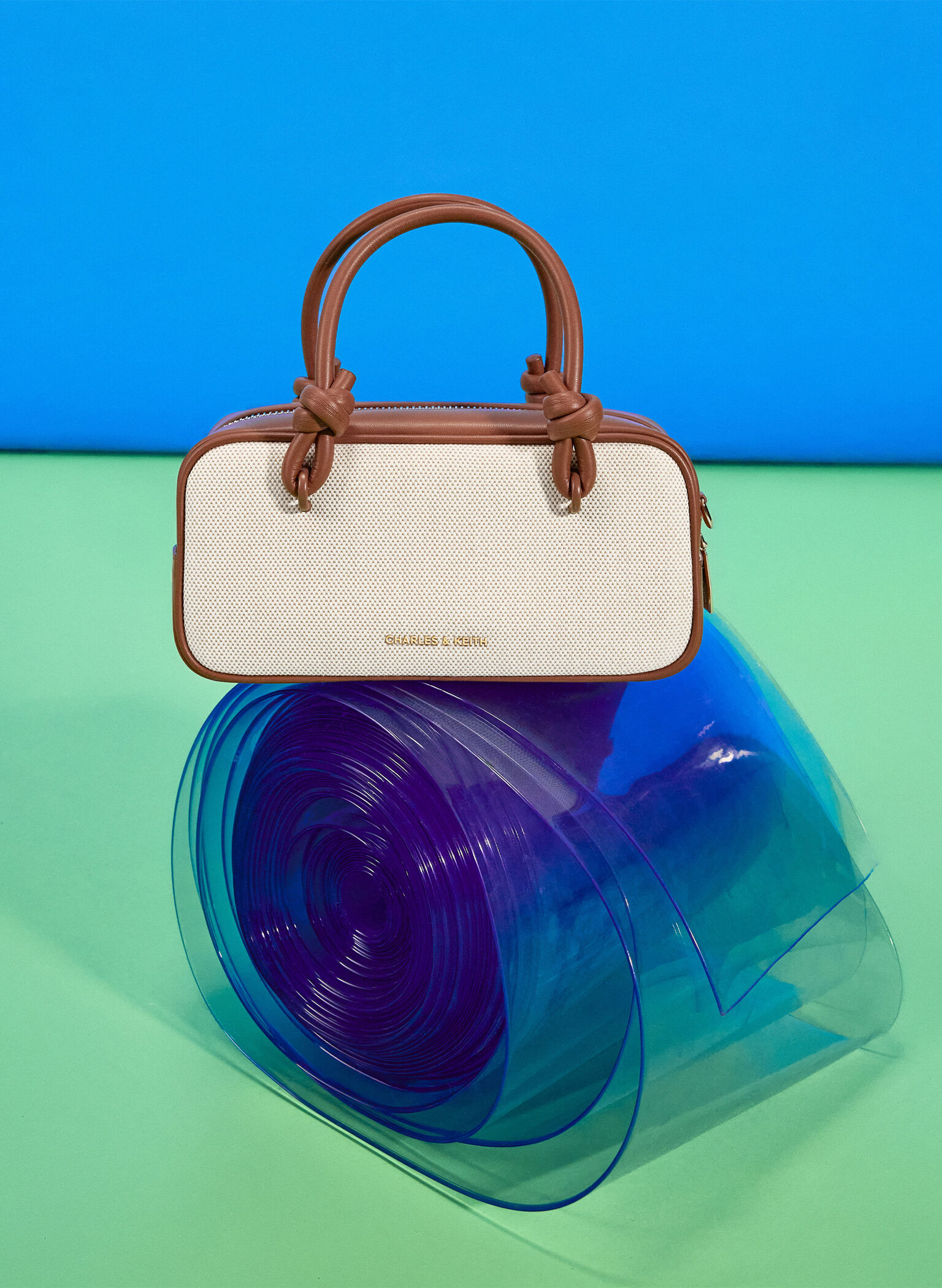 Bolso alargado Sammie de lona con asas anudadas, Lona gris pardo, hi-res