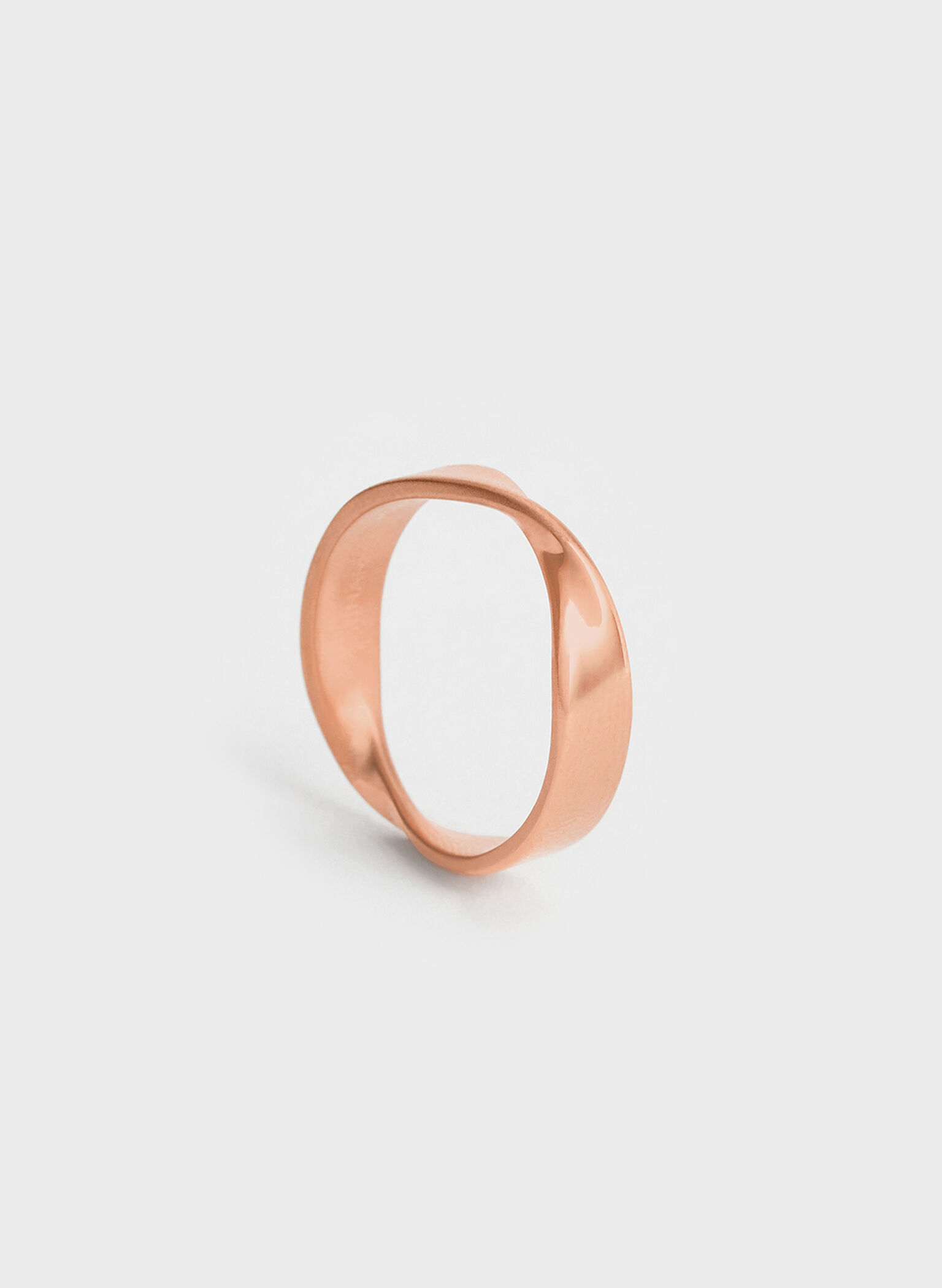 Anillo Lena torcido, Oro rosa, hi-res