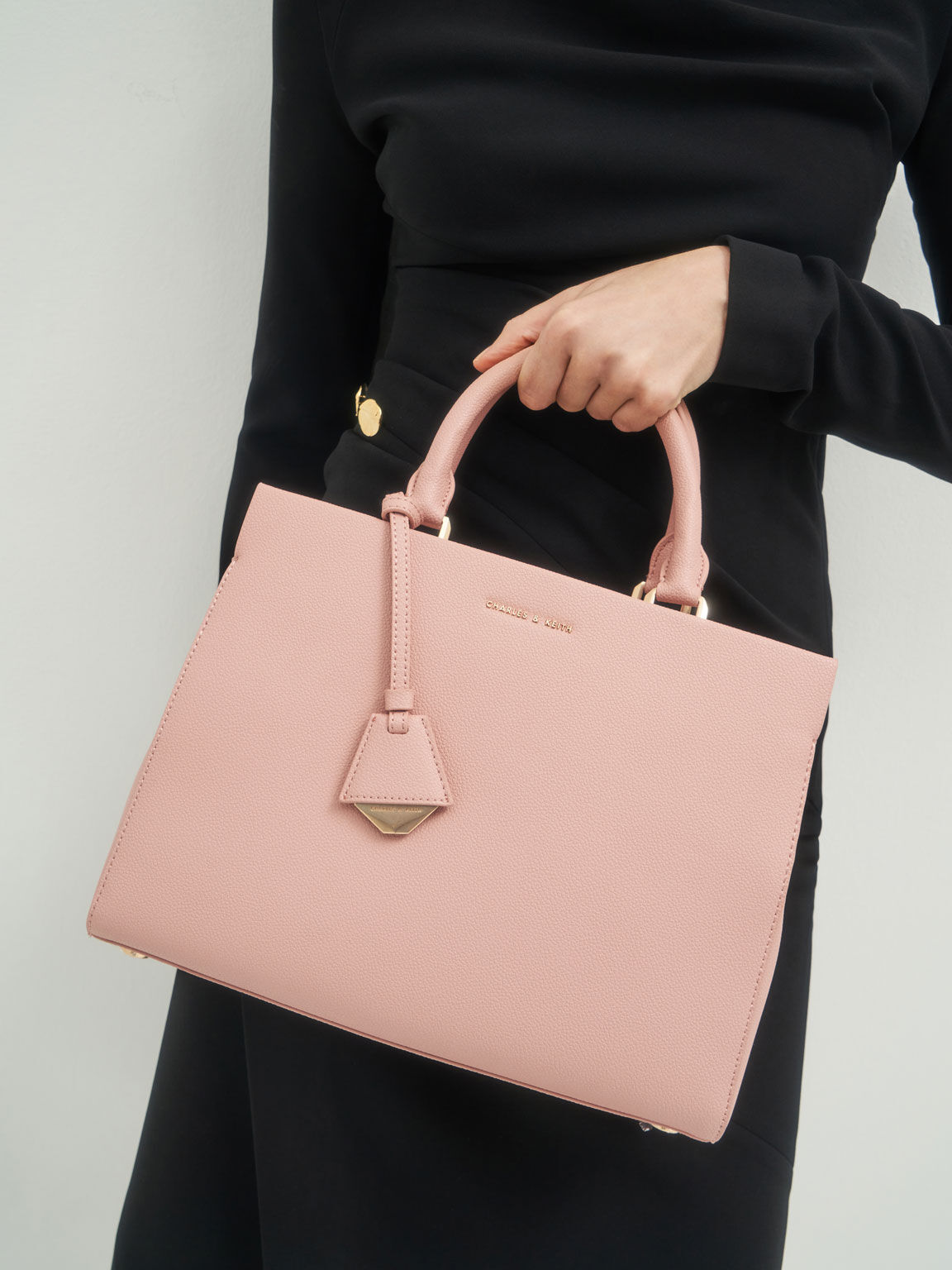 Charles And Keith Blush Bag 2024 favors