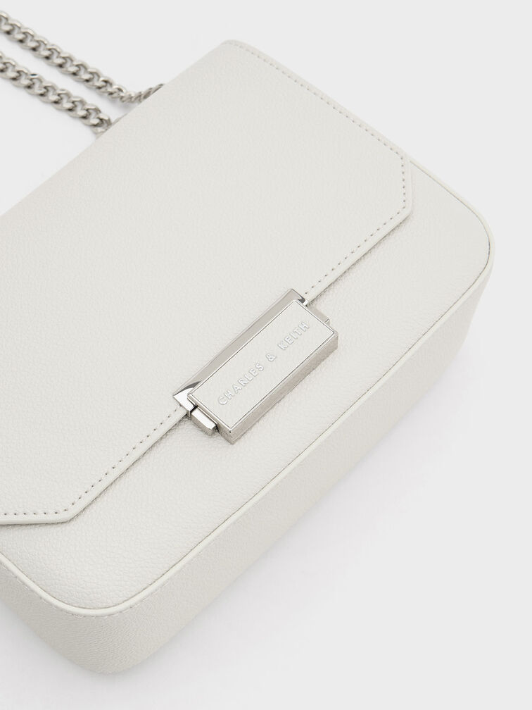 Chain Strap Shoulder Bag, White, hi-res