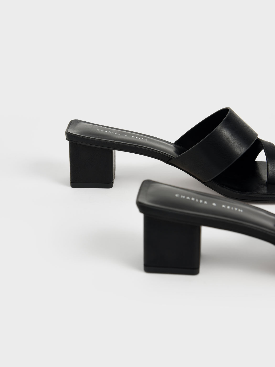 Cut-Out Thong Sandals, Black, hi-res