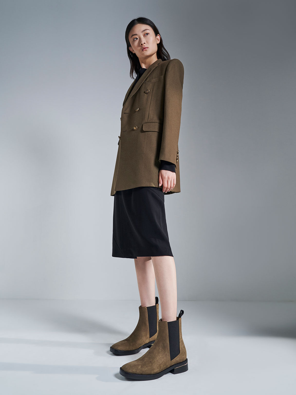 Chain-Trim Heel Textured Chelsea Boots, Olive, hi-res