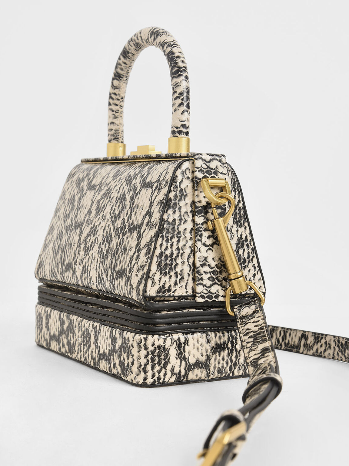 lemaire croissant bag white