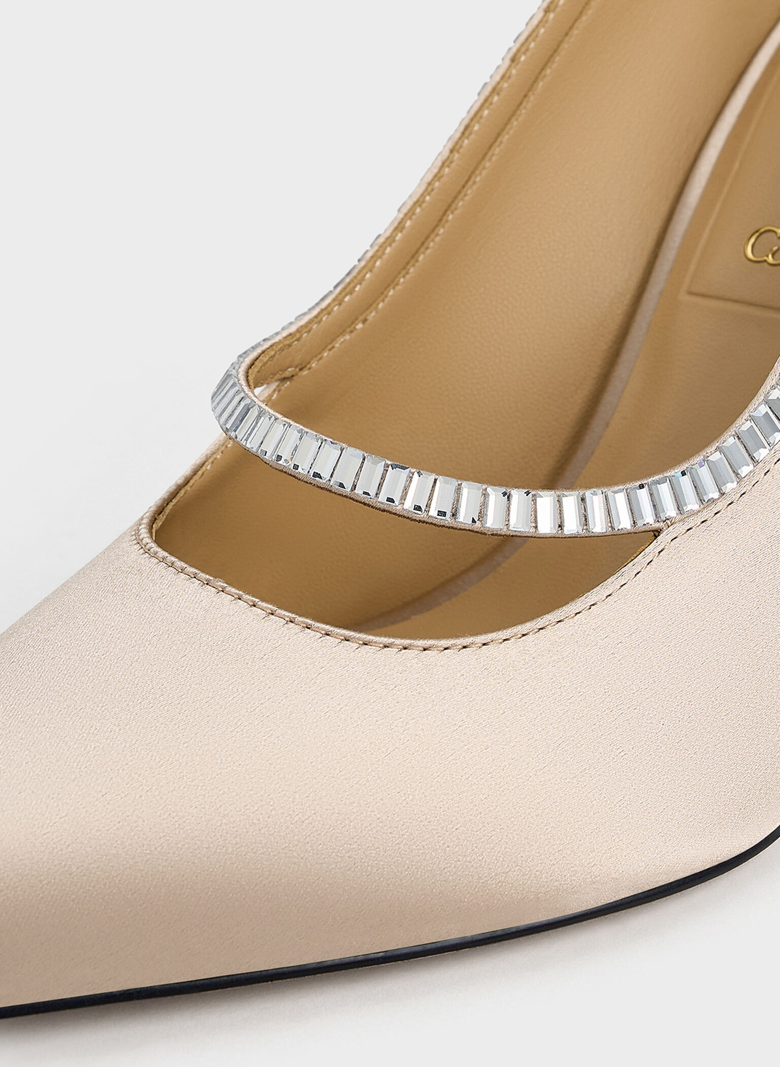 Tacones de poliÃ©ster reciclado con puntera afilada y adornos de cristal, Champán, hi-res