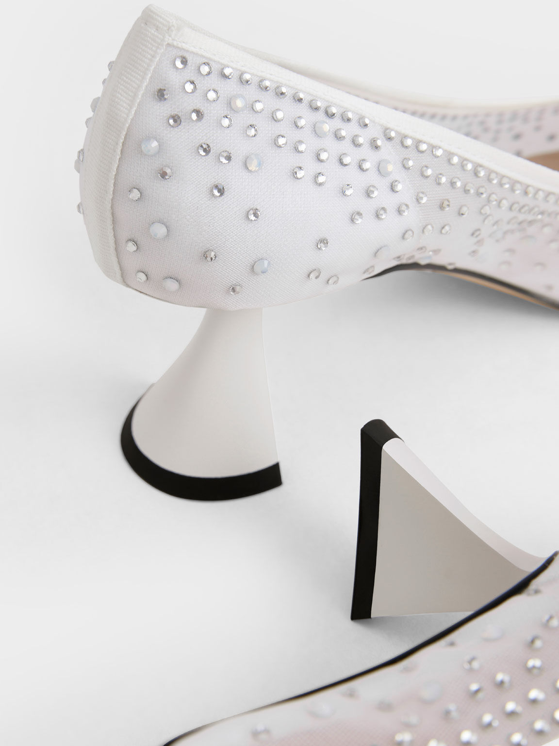 Zapatos de tacón esculturales con adornos de malla Blythe, Blanco, hi-res