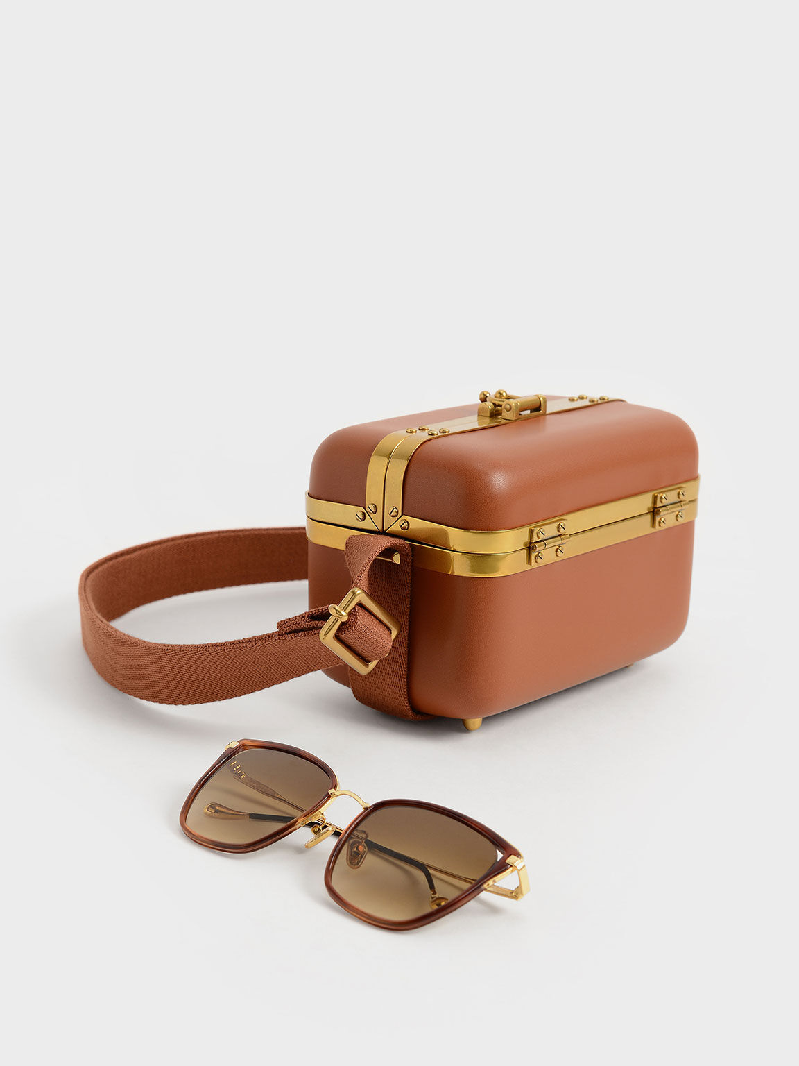 Buckle Boxy Bag, Cognac, hi-res