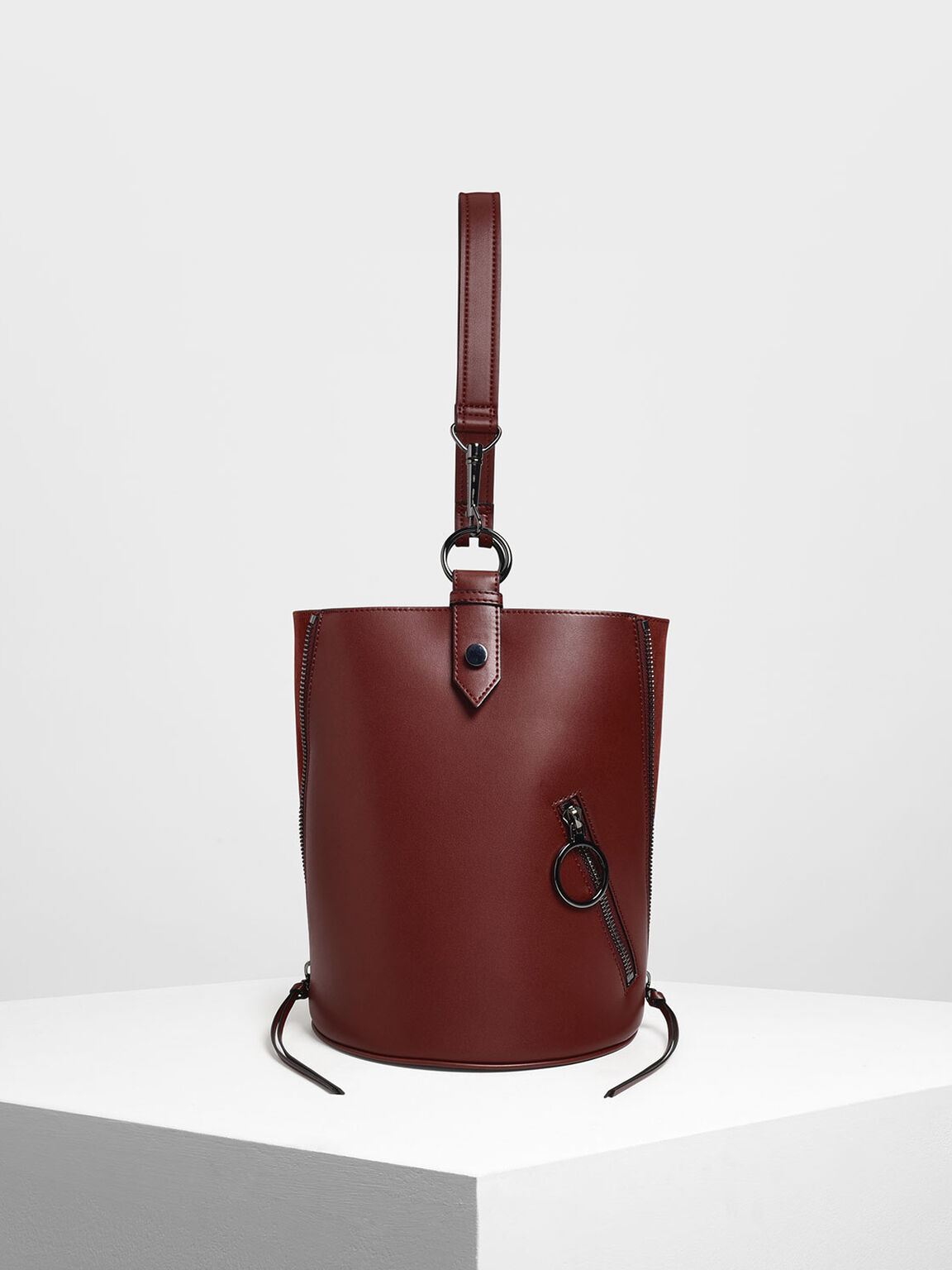 Ring Zip Pocket Geometric Bucket Bag, Burgundy, hi-res